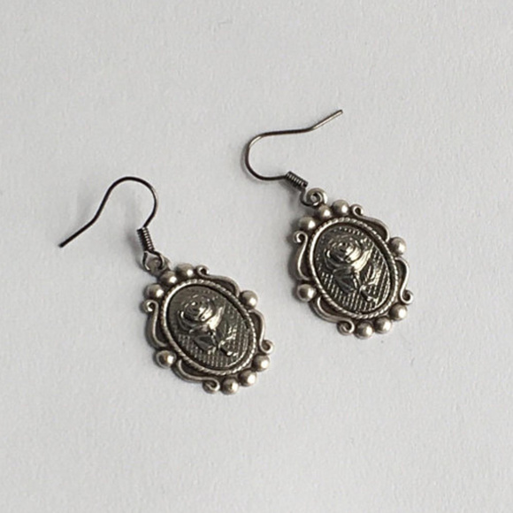 Hand Crafted Jewelry - 🌹 Rose stamping silver dangle earrings 🌹